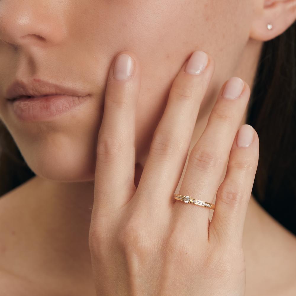 Solitaire ring 750/18K guld Diamant 0.20 ct, 17 Sten , w-si