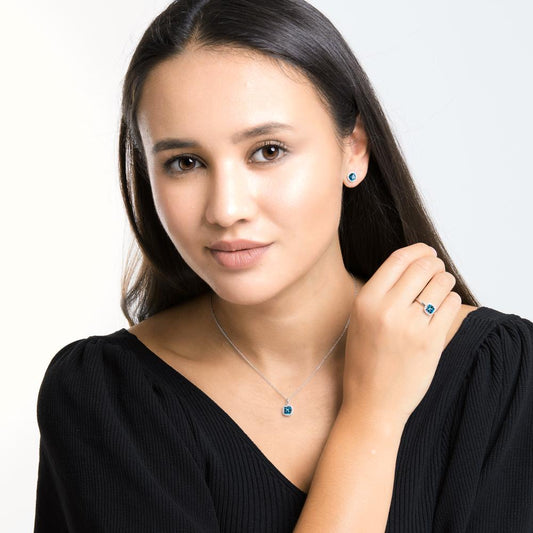 Ringe 750/18K hvidguld London Blue Topaz, Diamant 0.14 ct, 28 Sten , [Brillant], w-si